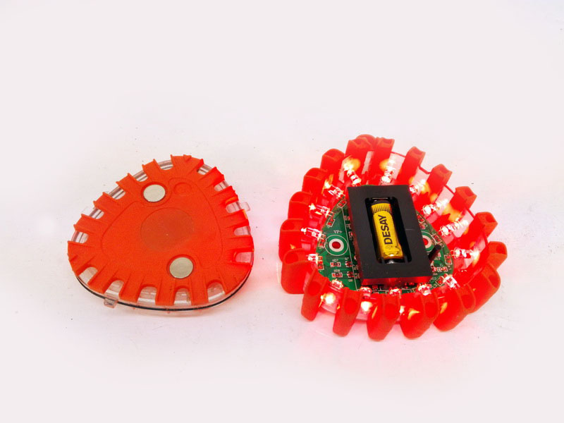 luz emergencia led.iman.varias opciones.plastico.pilas 11.5x10.5x3.5 13u